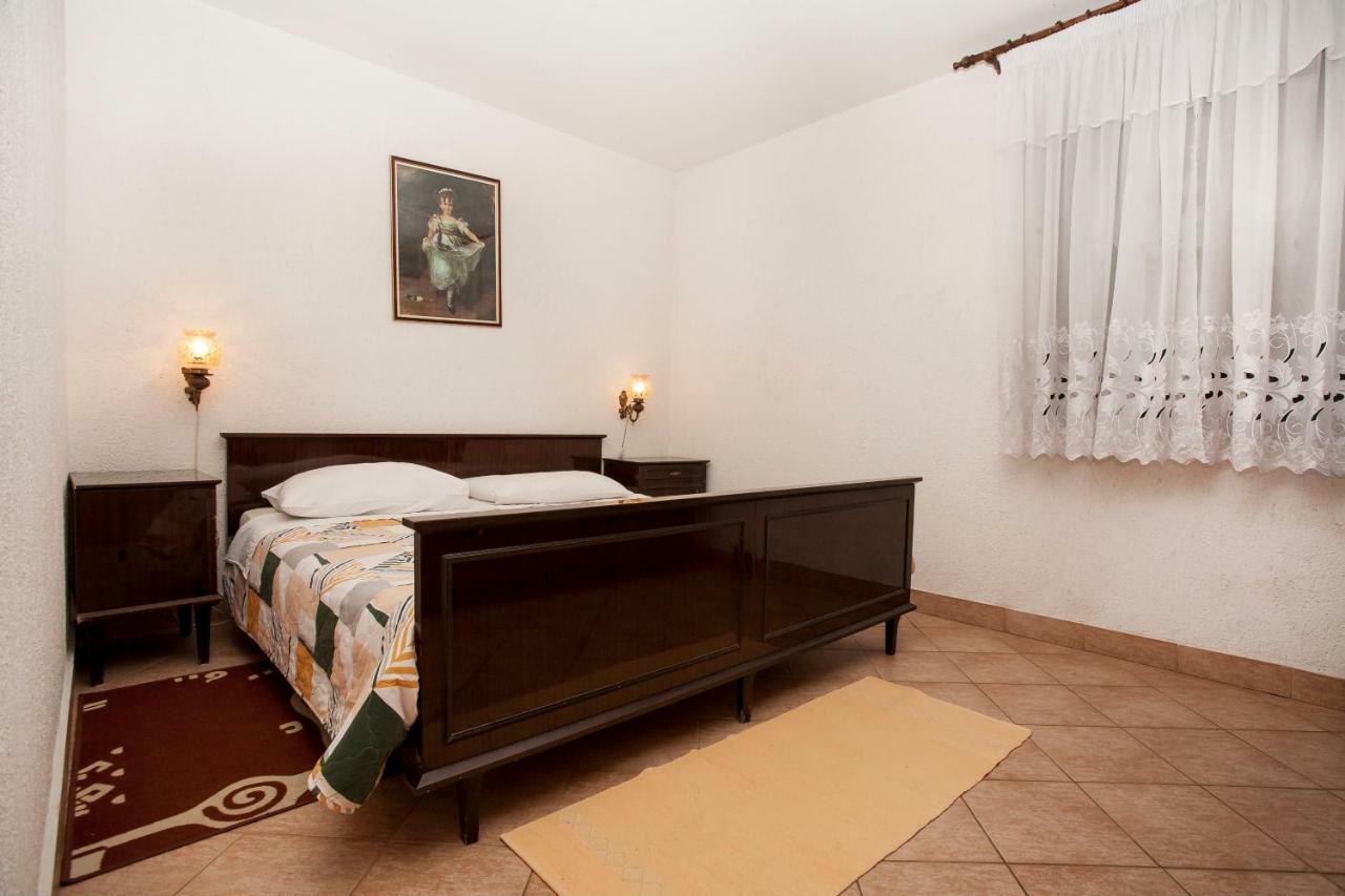Apartment Regina Ровинь Экстерьер фото