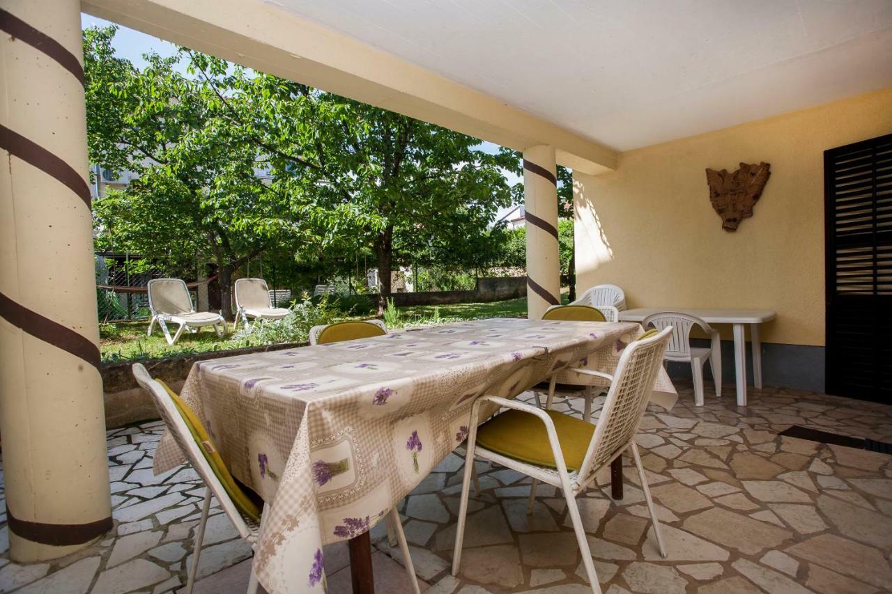 Apartment Regina Ровинь Экстерьер фото